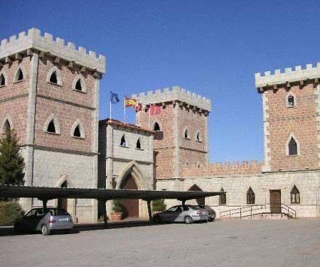 El Torreon Del Miguelete Hotel Miguel Esteban Ngoại thất bức ảnh